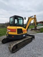 Mini-escavadora Bobcat E50 – 2016 – 4,8 T – Excelente estado