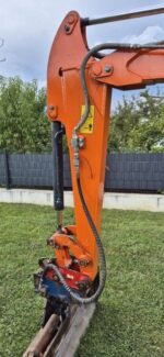 Mini-escavadora Hitachi Zaxis ZX 26 U – 2019 – 2,7T – Garantia 12 meses - Image 5