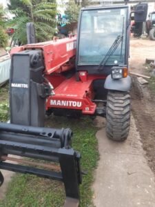 Carregadora Telescópica Manitou 620 – 2009 – 6 m – Garantia 12 meses
