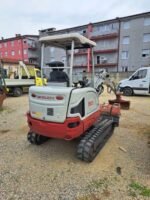 Mini-escavadora Takeuchi TB225 – 2018 – 2,2T – Garantia 12 meses - Image 11