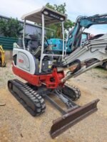 Mini-escavadora Takeuchi TB225 – 2018 – 2,2T – Garantia 12 meses - Image 14