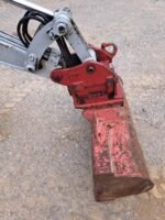 Mini-escavadora Takeuchi TB225 – 2018 – 2,2T – Garantia 12 meses - Image 15