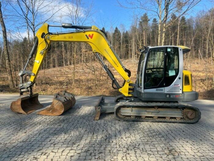 Mini-escavadora Wacker Neuson ET90 – 2019 – 9T – Excelente estado – Garantia 12 meses - Image 6