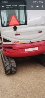 Mini-escavadora Takeuchi TB260 – 2015 – 6T – Garantia 12 meses - Image 4