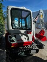 Mini-escavadora Takeuchi TB216 – 2023 – 1,8T – Quase nova – Garantia de 12 meses - Image 2