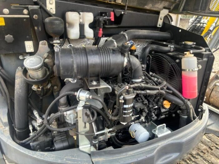 Mini-escavadora Wacker Neuson EZ38 – 2016 – 4T – Garantia 12 meses - Image 4