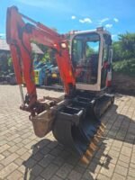 Mini-escavadora Kubota U20-3a com Powertilt – Excelente estado - Image 2
