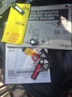 Mini-escavadora Kubota U20-3a com Powertilt – Excelente estado - Image 9
