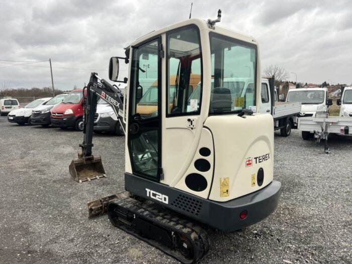 Mini-escavadora Terex TC20 – 2013 – 2T – Excelente estado – Garantia 12 meses - Image 11