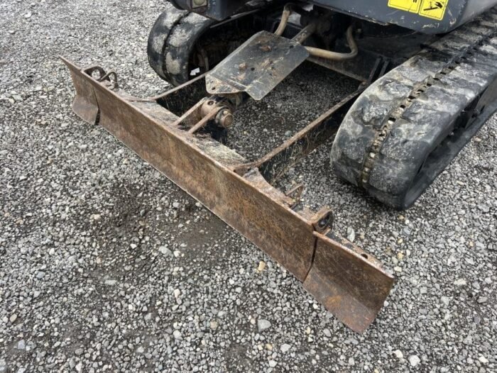 Mini-escavadora Terex TC20 – 2013 – 2T – Excelente estado – Garantia 12 meses - Image 17