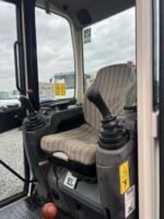 Mini-escavadora Terex TC20 – 2013 – 2T – Excelente estado – Garantia 12 meses - Image 4