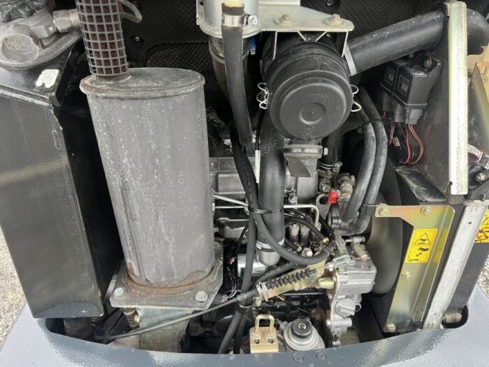 Mini-escavadora Terex TC20 – 2013 – 2T – Excelente estado – Garantia 12 meses - Image 5