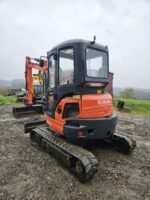 Mini-escavadora Kubota U35-3 – 2015 – 3,5 T – Excelente estado – Garantia 12 meses - Image 5